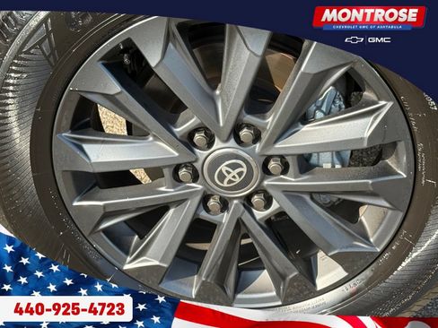 Used 2025 Toyota Land Cruiser w/ Premium Package AWD/4WD image 39