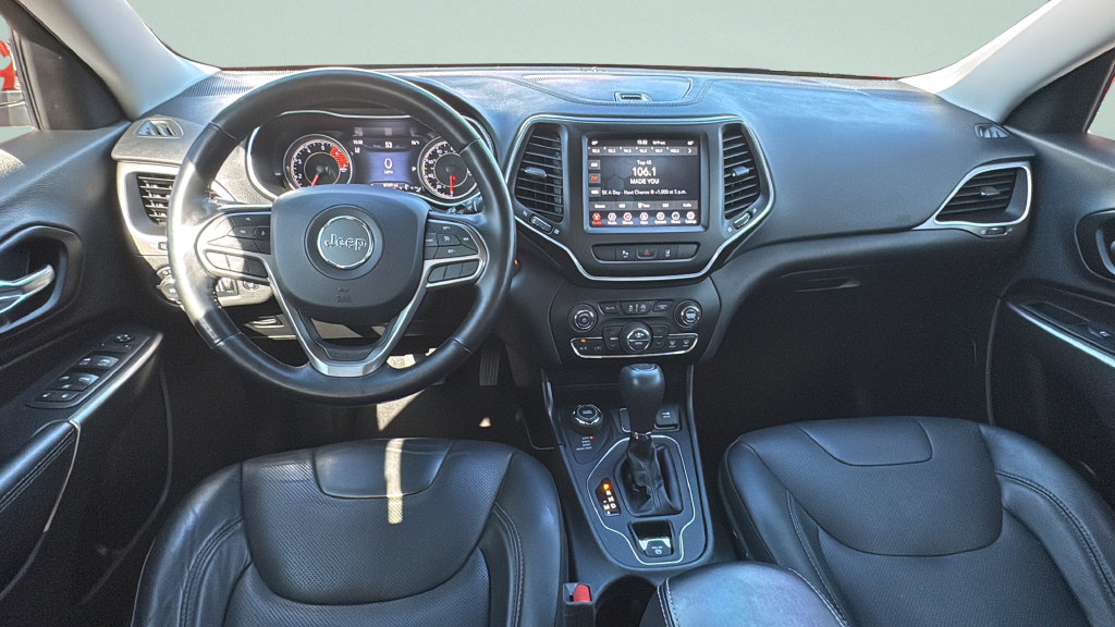 Used 2021 Jeep Cherokee Latitude Lux w/ Comfort/Convenience Group AWD/4WD image 11