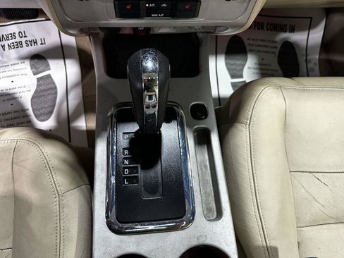 Used 2012 Ford Escape XLT FWD image 17