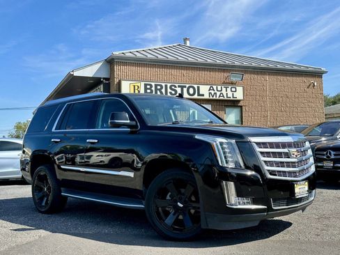 Used 2018 Cadillac Escalade 4WD image 43