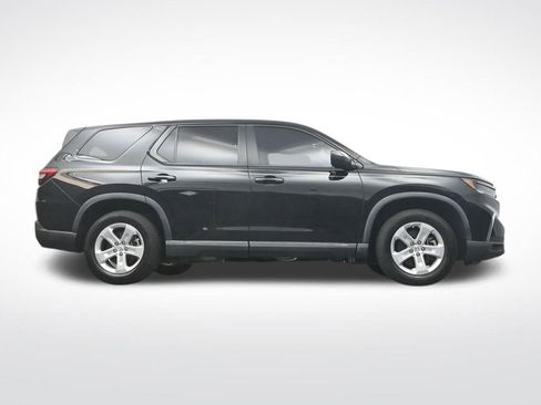 Used 2023 Honda Pilot LX image 33