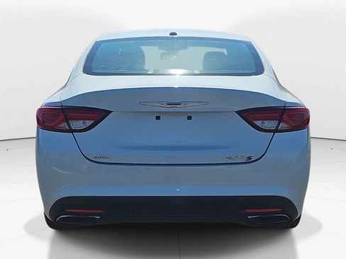 Used 2015 Chrysler 200 S FWD image 7