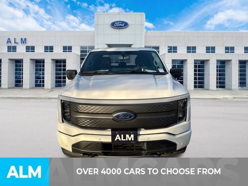 Used 2023 Ford F150 Lightning XLT image 3