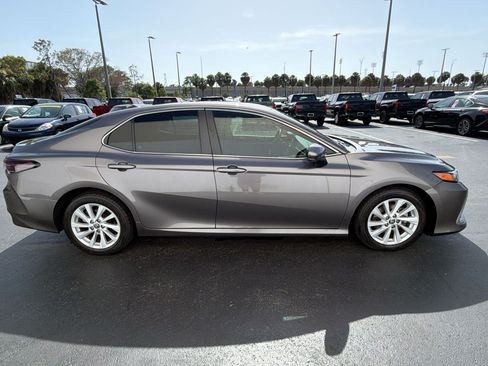 Certified 2021 Toyota Camry LE FWD image 8