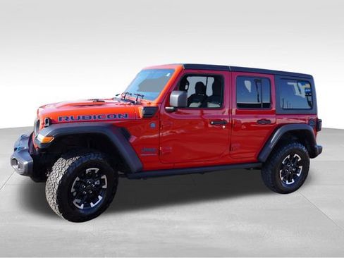 Certified 2025 Jeep Wrangler Unlimited Rubicon 4xe w/ Safety Group image 10
