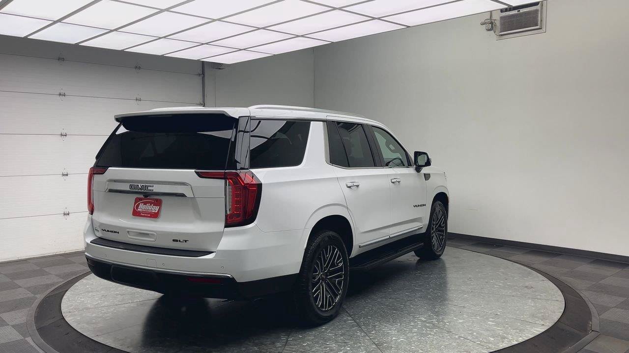 Certified 2022 GMC Yukon SLT w/ SLT Premium Package AWD/4WD image 43