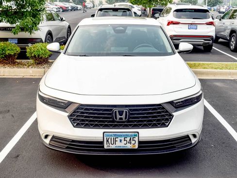 Certified 2023 Honda Accord EX image 14
