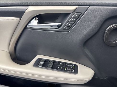 Used 2019 Lexus RX 350L FWD w/ Accessory Package image 29