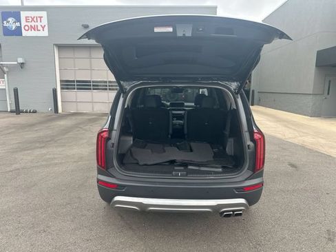 Used 2022 Kia Telluride EX w/ EX Premium Package AWD/4WD image 27
