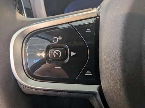 New 2026 Volvo XC60 B5 Ultra w/ Protection Package Premier image 17