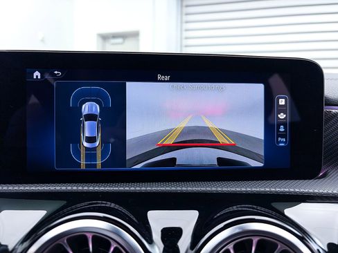 Used 2024 Mercedes-Benz CLA 250 4MATIC image 5