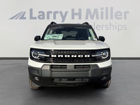 New 2025 Ford Bronco Sport Outer Banks image 8