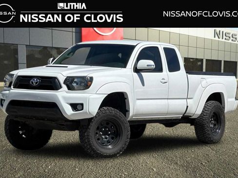 Used 2014 Toyota Tacoma PreRunner w/ TRD Sport Package RWD image 1
