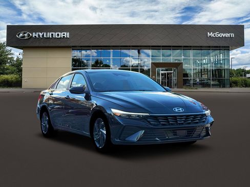 New 2026 Hyundai Elantra SEL Sport Premium FWD image 11