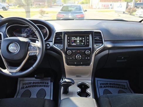 Used 2015 Jeep Grand Cherokee Laredo image 15