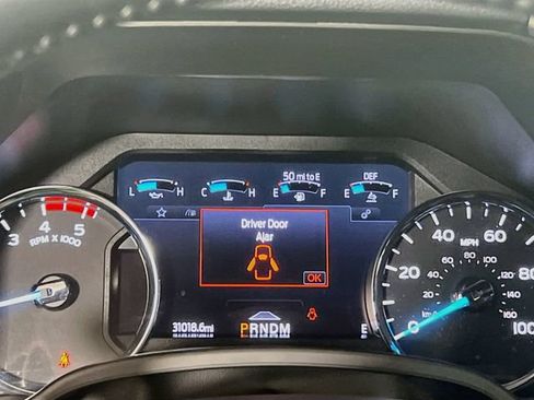 Used 2022 Ford F250 Lariat w/ Lariat Ultimate Package AWD/4WD image 11