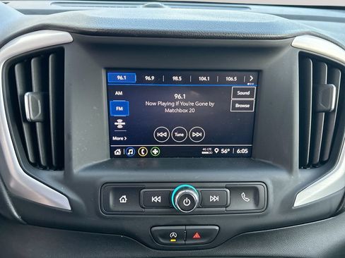 Used 2023 GMC Terrain SLE w/ Driver Convenience Package AWD/4WD image 17