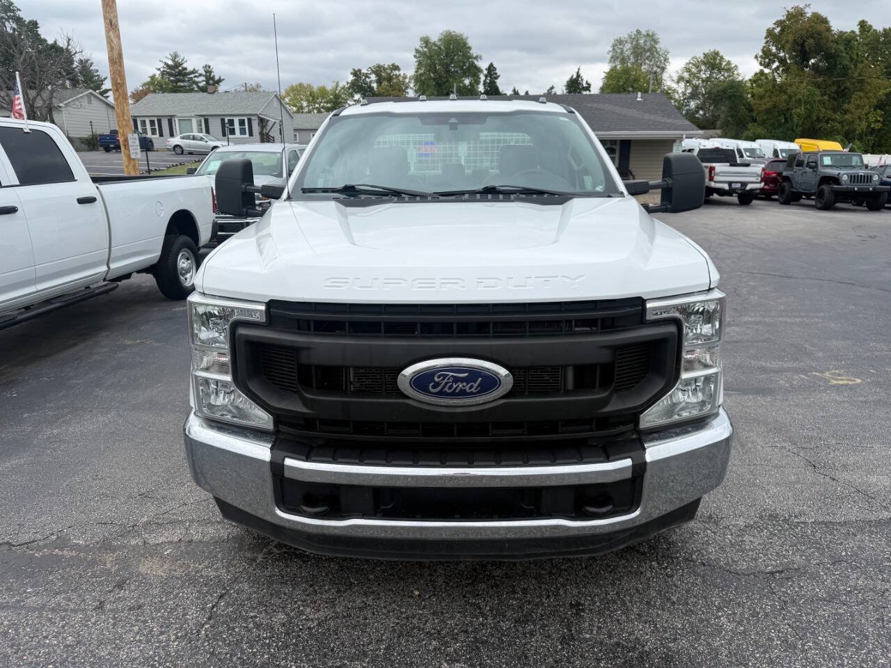 Used 2021 Ford F350 XL w/ Power Equipment Group RWD image 3