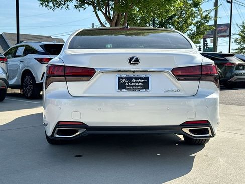 Used 2023 Lexus LS 500 w/ Interior Upgrade Package image 8