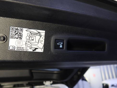 Used 2023 Toyota Sienna XSE image 29