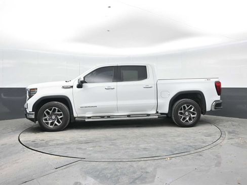 Used 2023 GMC Sierra 1500 SLT w/ SLT Premium Package AWD/4WD image 4