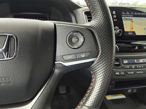 Used 2022 Honda Passport TrailSport image 24
