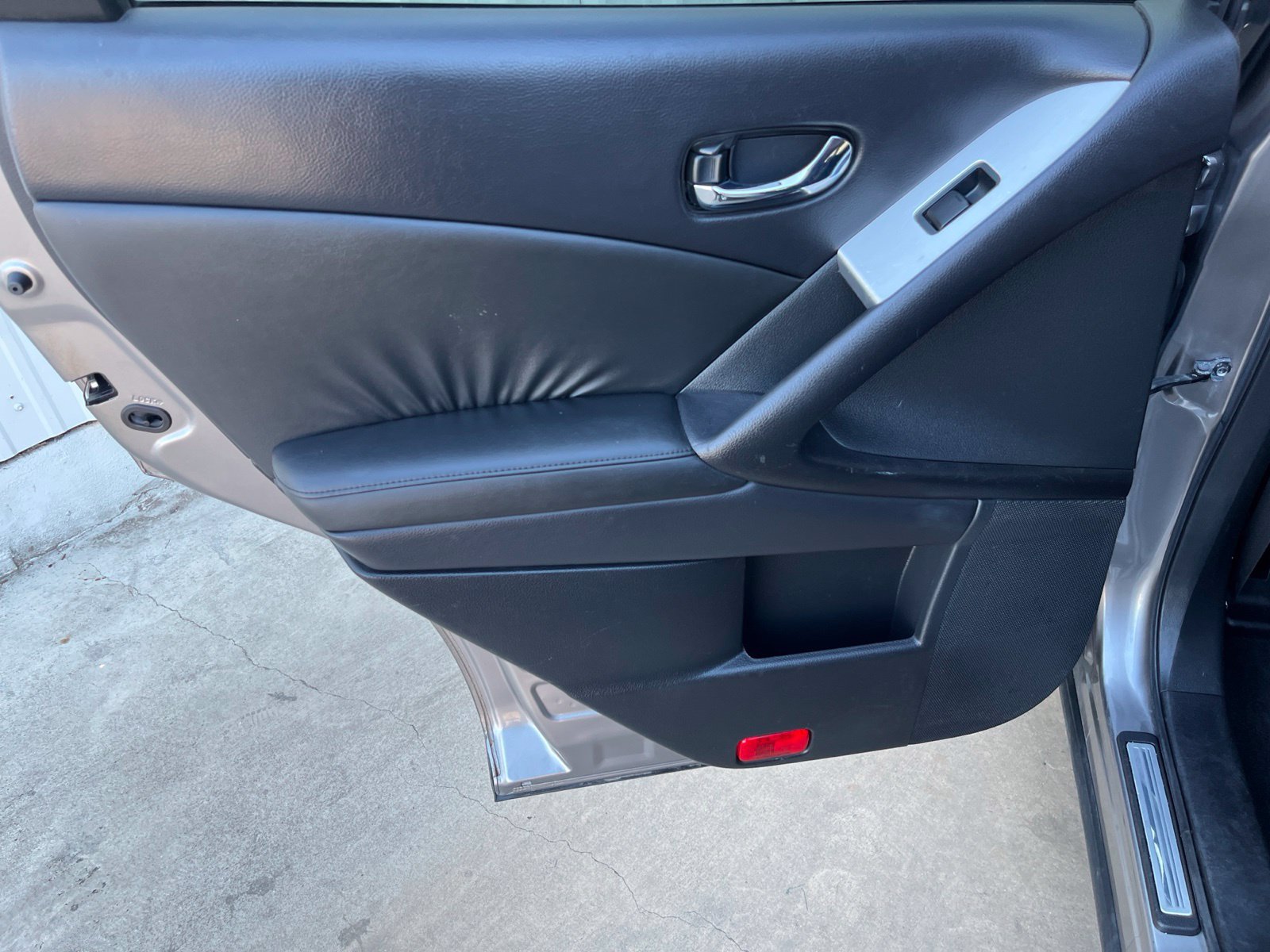 Used 2010 Nissan Murano SL w/ Leather Pkg FWD image 13