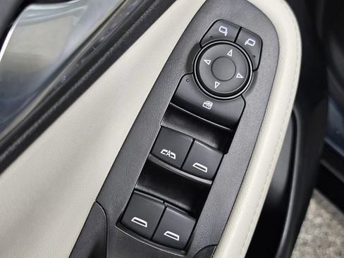 Certified 2024 Buick Encore GX Sport Touring AWD/4WD image 29
