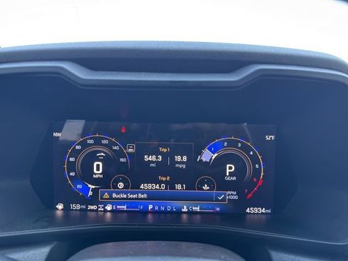 Used 2024 Chevrolet Colorado Trail Boss w/ Technology Package AWD/4WD image 10