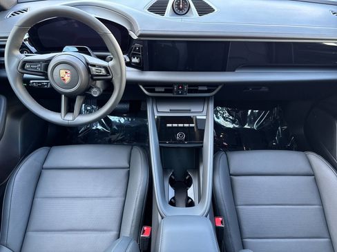 New 2026 Porsche Macan 4 Electric image 6