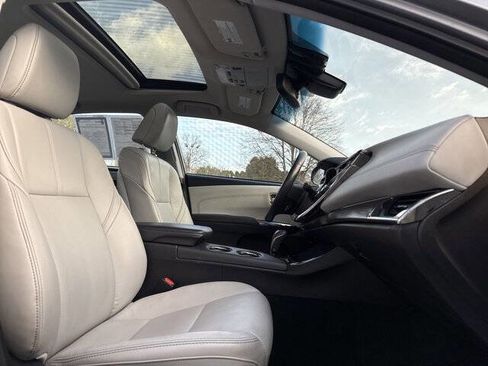 Used 2018 Toyota Avalon Limited w/ Protection Package image 9