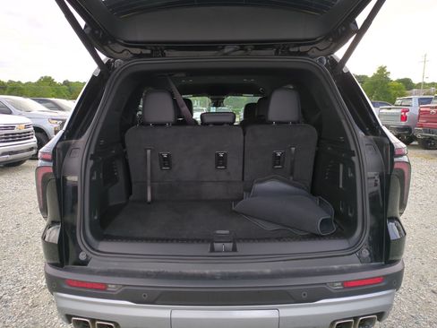 Used 2026 Chevrolet Traverse LT AWD/4WD image 31