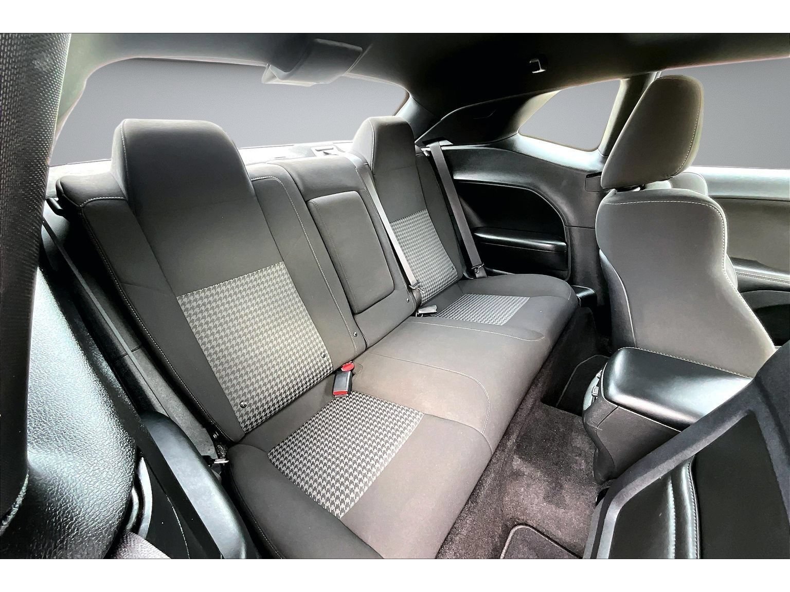 Certified 2022 Dodge Challenger GT w/ Cold Weather Group AWD/4WD image 41