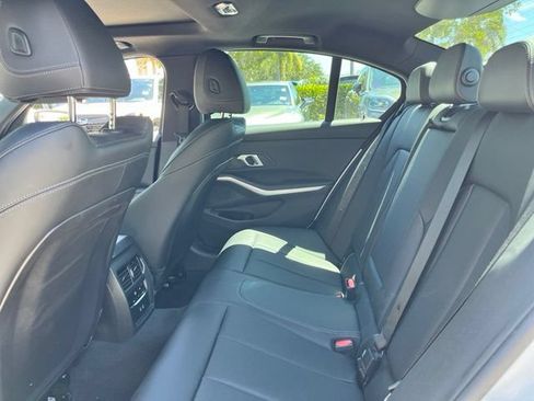 Used 2025 BMW 330i Sedan w/ M Sport Package RWD image 8