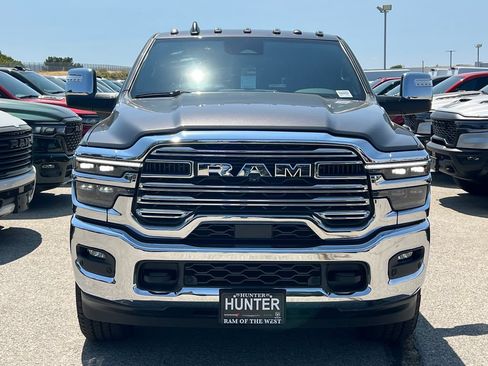 New 2026 RAM 2500 Laramie w/ Towing Technology Group AWD/4WD image 9