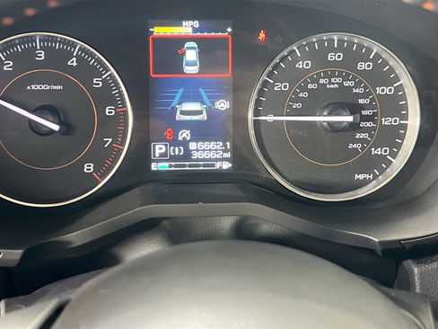 Used 2023 Subaru Crosstrek 2.5i Limited w/ Moonroof Package image 12