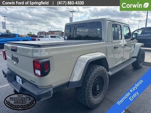 Used 2022 Jeep Gladiator Sport image 7