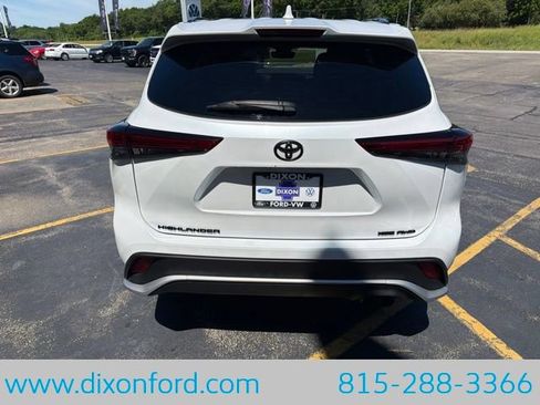 Used 2022 Toyota Highlander XSE AWD/4WD image 7