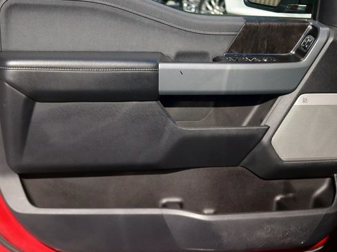 Used 2022 Ford F150 Lariat image 12