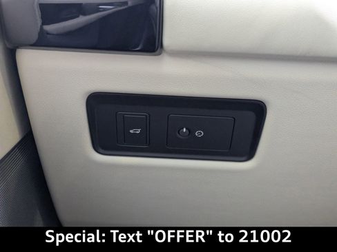 Used 2022 Land Rover Range Rover Westminster Edition image 30