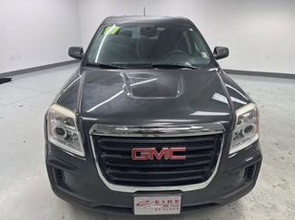 Used 2017 GMC Terrain SLE video 3