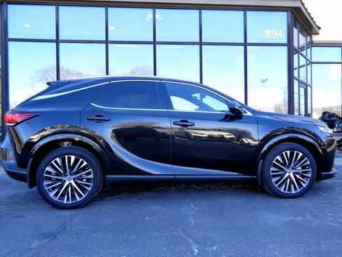 Used 2024 Lexus RX 350 RX 350 AWD image 4