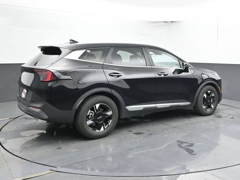 Used 2026 Kia Sportage LX FWD image 3