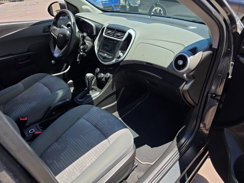 Used 2018 Chevrolet Sonic LS FWD image 10