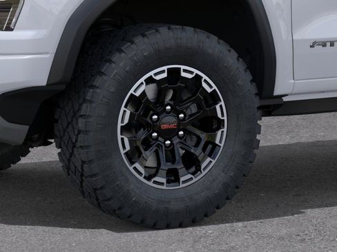 New 2026 GMC Canyon AT4 AWD/4WD image 9