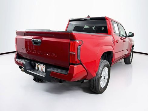 Used 2025 Toyota Tacoma SR5 AWD/4WD image 10