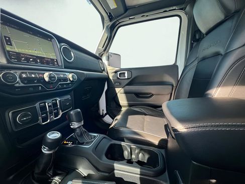 Used 2022 Jeep Wrangler Unlimited Sahara w/ Cold Weather Group image 62