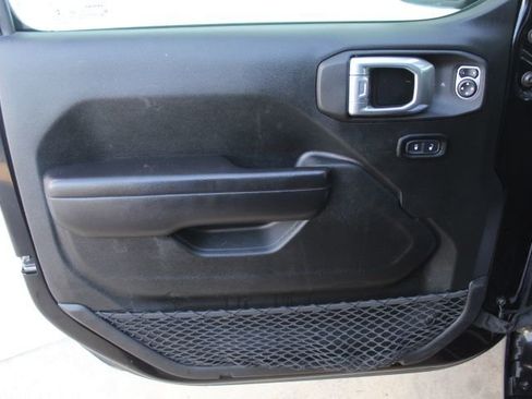 Used 2021 Jeep Wrangler Unlimited Sport image 12