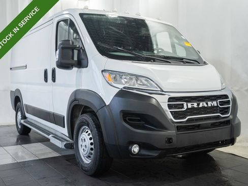 Used 2025 RAM ProMaster 2500 w/ U-Haul Equipment Group FWD image 1