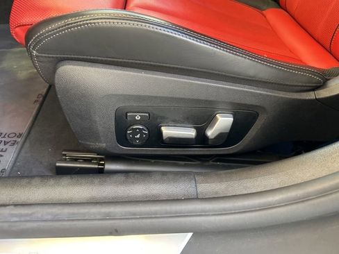 Used 2025 BMW M850i xDrive image 47